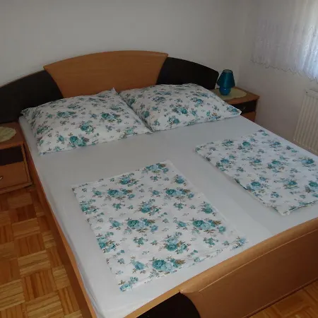 Emilija Apartmán *